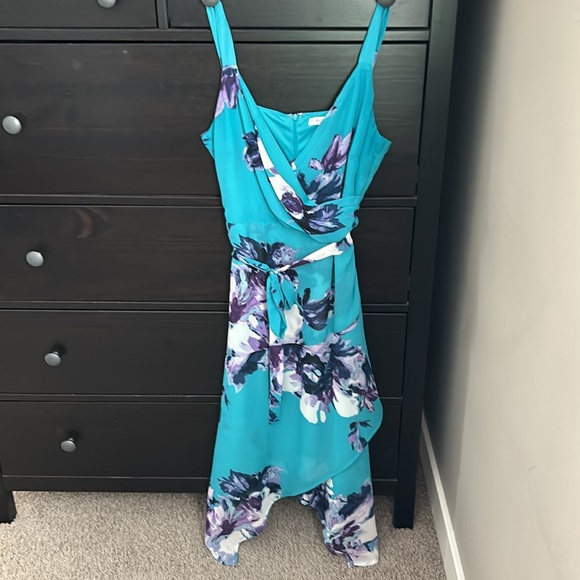 Ricki’s floral asymmetrical dress Sz 4 - Picture 2 of 13